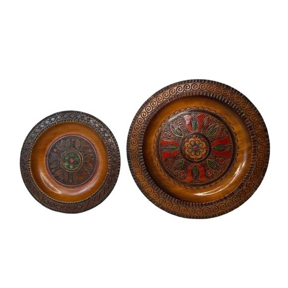 Set of 2 Carved Ornate Wooden Round Floral Decorative Plate Brown 7.75